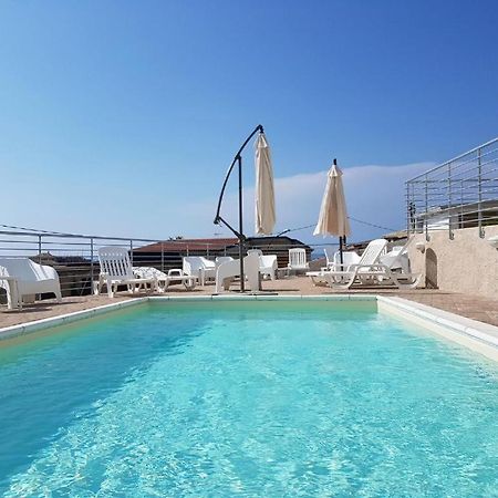Il Gallo Tropea Luaran gambar