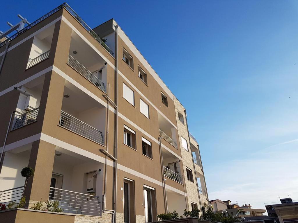 Il Gallo Tropea Luaran gambar
